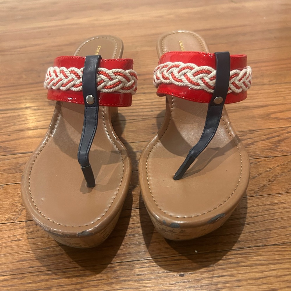 Tommy Hilfiger Red Braided Thong Wedge Sandals - Picture 3 of 5
